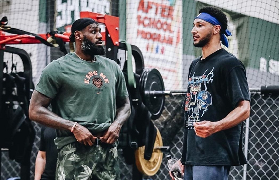 队内的年轻 队内的年轻