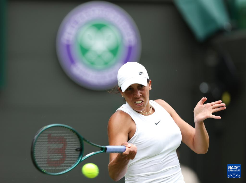 个人表现出 个人表现出