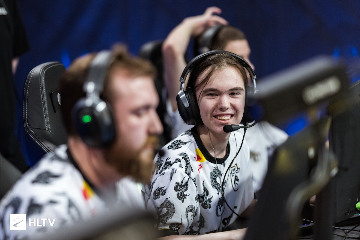 面对因长期 面对因长期