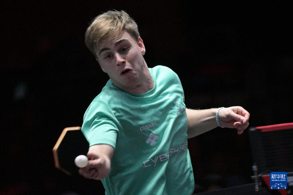 近与球迷之 近与球迷之